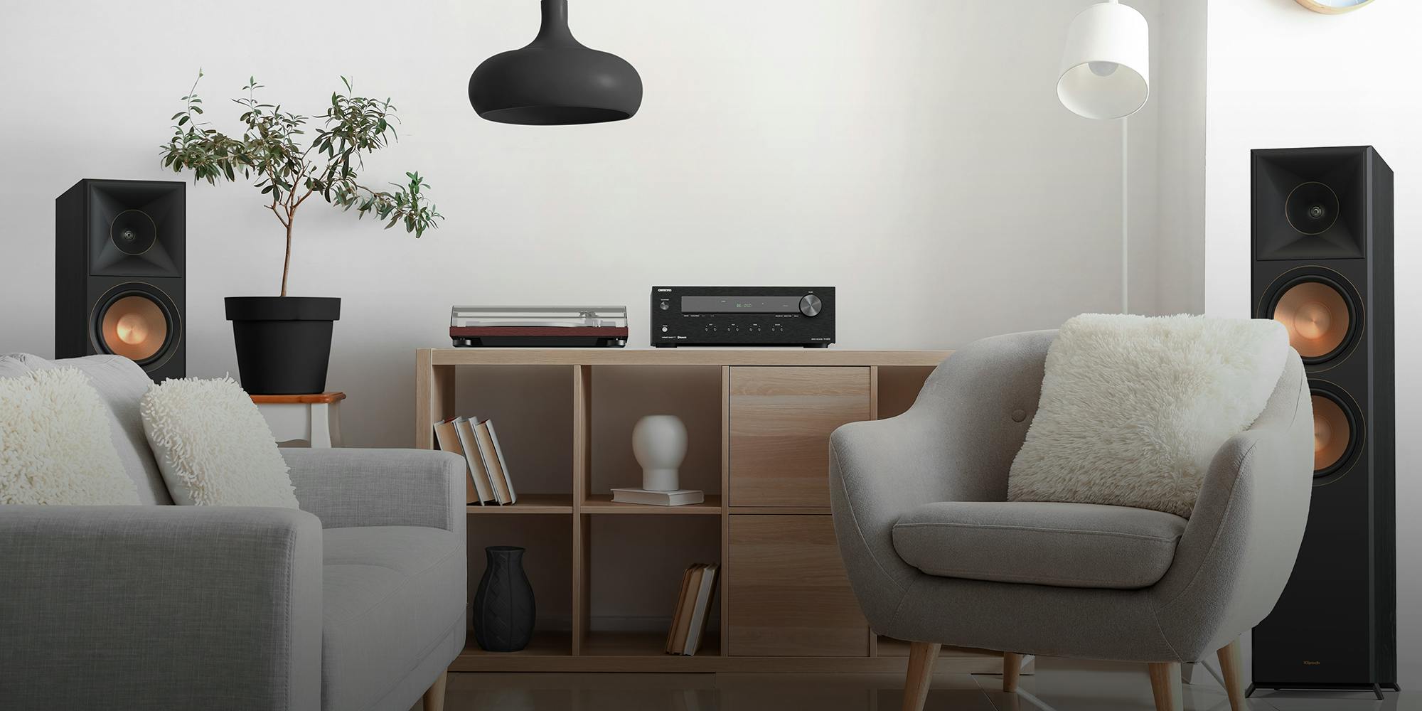 Onkyo Stereo Receiver Hero Image with TX 8220 overlay 2000x1000